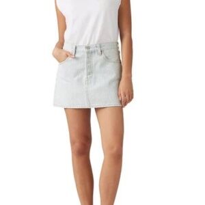 Levi’s Blue & White Striped Icon Skirt • Size 32 • Coastal Cool Classic